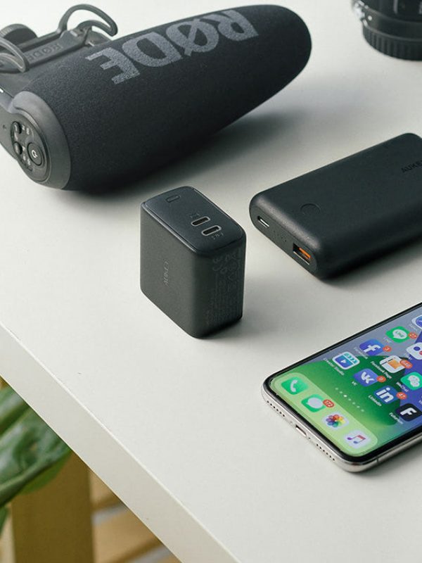 screen-post-qhnutBbnzOc-unsplash